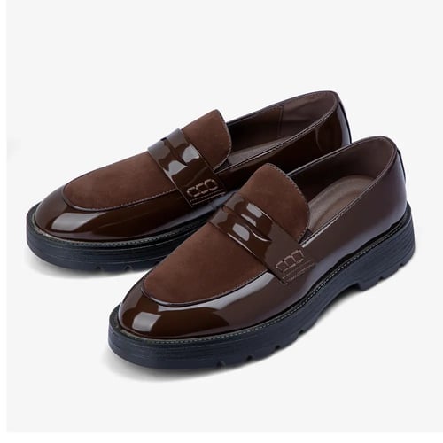 حذاء لوفر كافي محروق جلد لامع ومخمل