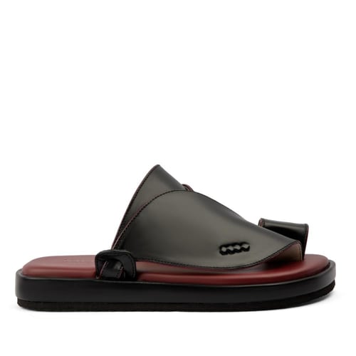 حذاء شرقي طبي بأرضية مدرعة