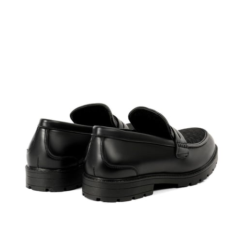 حذاء لوفر فيتنامي انيق باللون الاسود