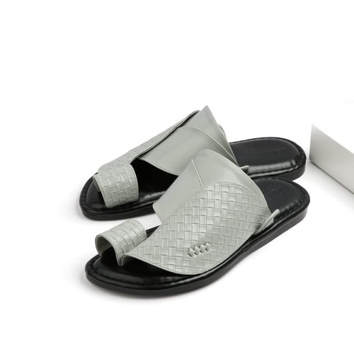 نعال شرقي مطرز جلد فاخر - صتاعة وطنية