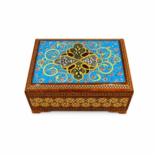 علبة عود وسط