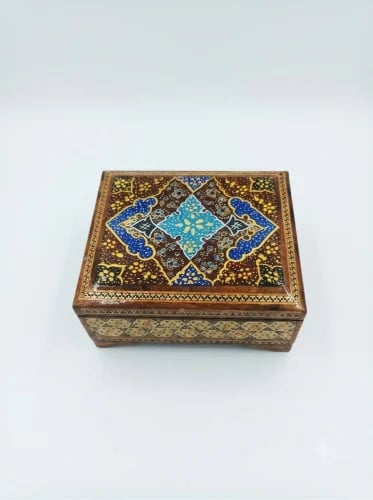 علبة مقتنيات ثمينة صغيرة