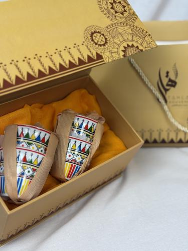 صنوق إهداء عرض اليوم الوطني 95