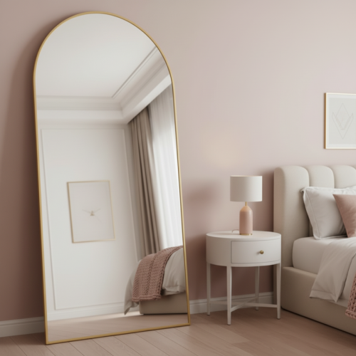 مرآة أرضية بإطار ألومنيوم ذهبي – تصميم مقوس فاخر