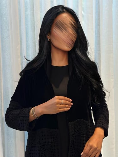 عباية شتوية مخمل مع جيبير مبطن ربع كلوش