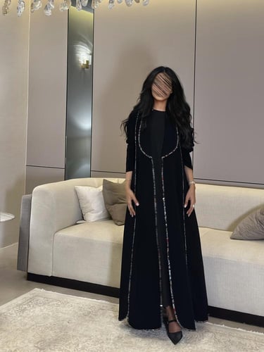 عباية كلوش كريب الرياض. مع قيطان شك