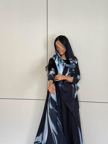 ‏‎عباية شيفون كلوش مموج اسود ورمادي وسماوي