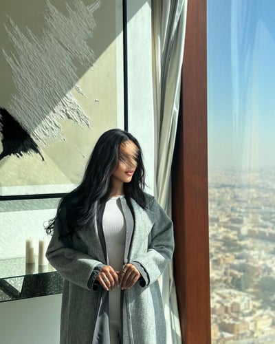 عباية شتوية نص كلوش صوف رمادي مبطنه بكتان رمادي غا...