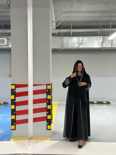 عباية شتوية جوخ اسود ورمادي