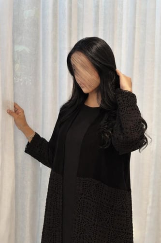 عباية صيفية كريب مع جيبير مبطن ربع كلوش