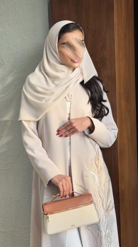 بليزر مبطن كريب مزين بزخارف من التطريز والش