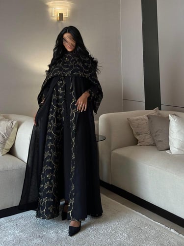 عباية لنن هندي طبقتين من شك وسادة وطرحة كامله شك