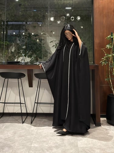 عباية نص بشت لنن بحريني اسود مع كلفة تطريز