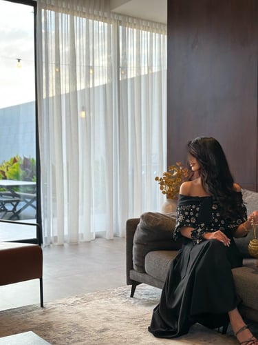 جلابية لنن هندي مع شك وتطريز