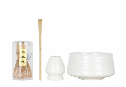 طقم ادوات تحضير الماتشا ابيض