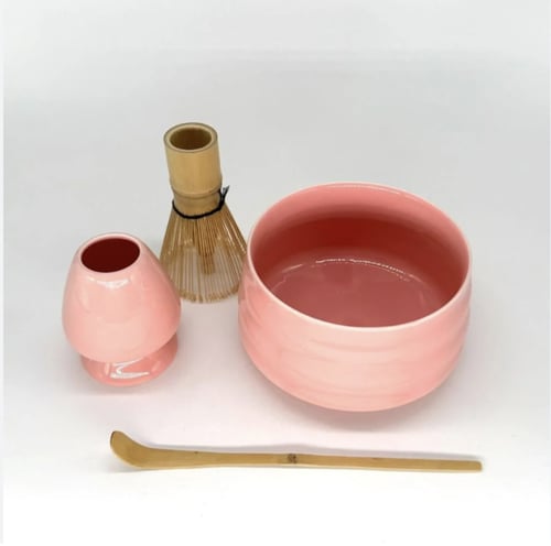 طقم ادوات تحضير الماتشا وردي