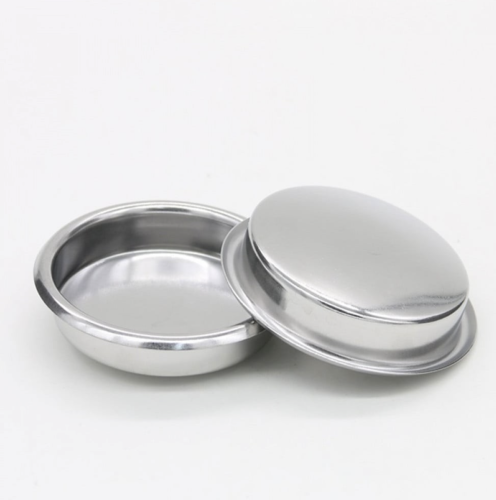 باسكت مغلق للتنظيف