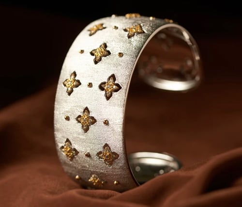 اسورة بتصميم ايطالي فضة