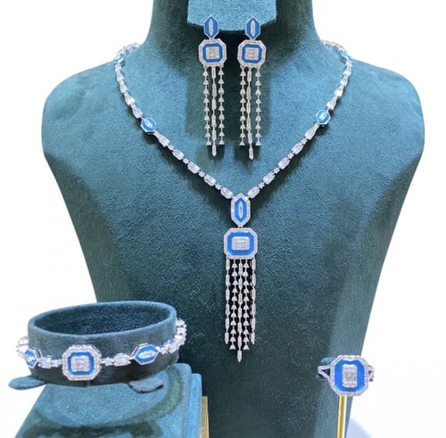 طقم مطلي ذهب