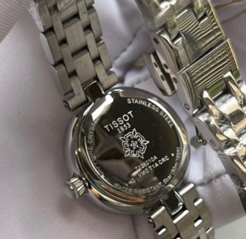 ساعة tissot