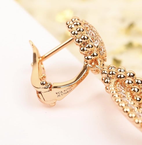 حلق فان كليف