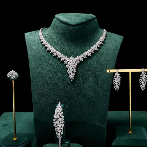 طقم الماس صناعي