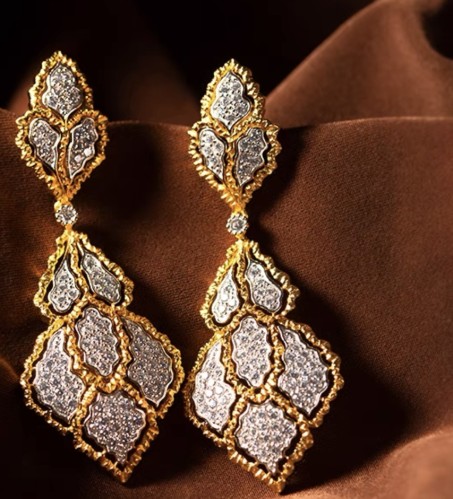 حلق فضة بتصميم إيطالي