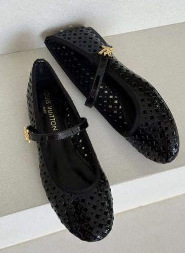 LV