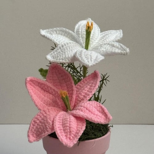 فازه الأزهار الورديه(فازة زرقا)