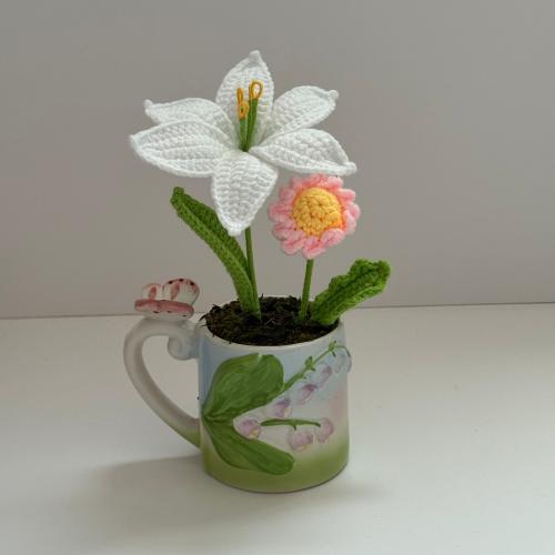 White flower cup