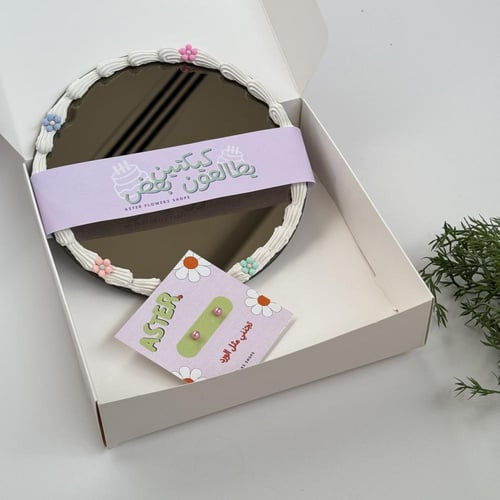 مرايا الكيك دائري بالورد الملون