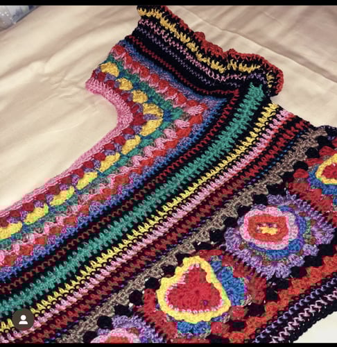 بلوزة ملونة