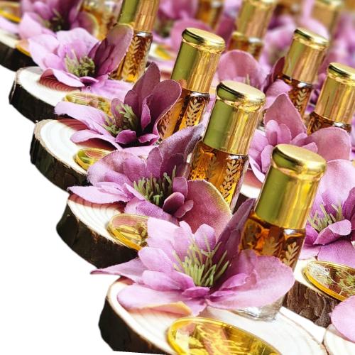 مجموعة 12 قطعه من توزيعات قاعدة خشب مع تولة دهن عو...