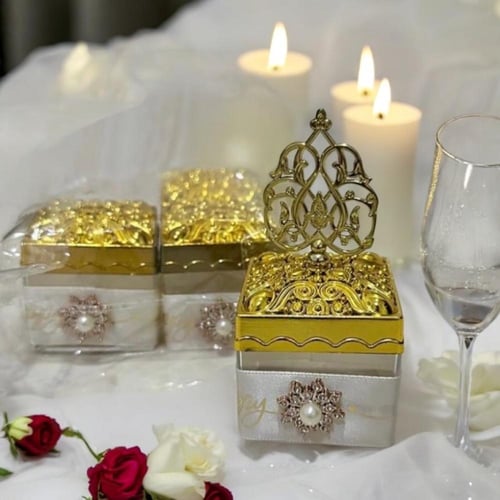 مجموعة من 12 قطعة من علب التعبئة مزينة بشريط لامع