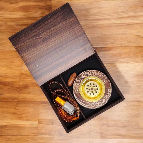 مجموعة (12) بوكسات هدايا وتوزيعات مكونة من (مبخرة-...