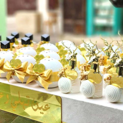 بكج توزيعات مكون من 36 قطعة منسقه بالتنسيق اليابان...