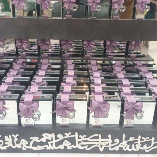 صندوق مجوهرات مرايا (36 قطعة) منسق بالشرائط مع كتا...