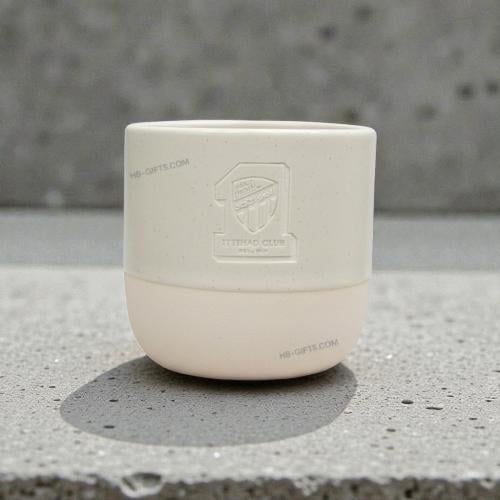 مجموعة (12) من اكواب تراثية انيقة مصنوعة من السيرا...