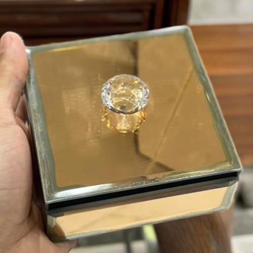 صندوق مجوهرات (12قطعة) على شكل مربع بمرآه عاكسه لو...