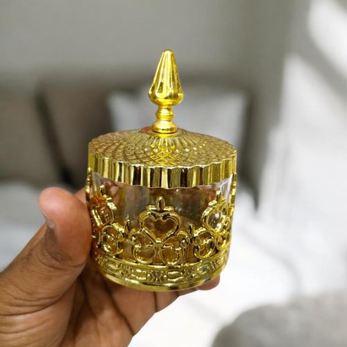 مجموعة 12 من علب التعبئة دائري الشكل مع غطاء ذهبي