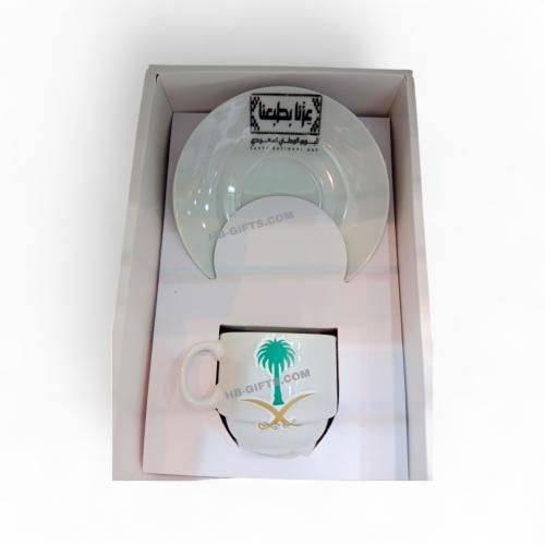 مجموعة (12) من توزيعات طقم قهوة سعودي مصمم بشعار ا...