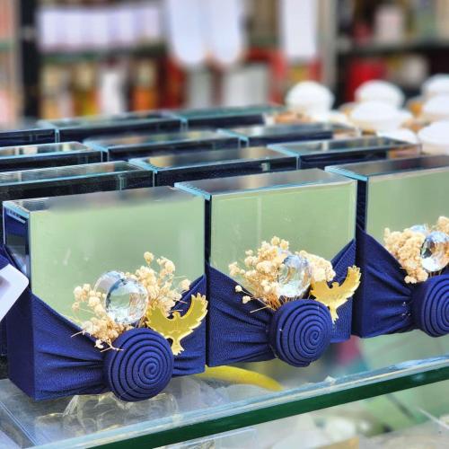 توزيعات من 12 قطعة من صندوق مرايا مجوهرات مربع منس...