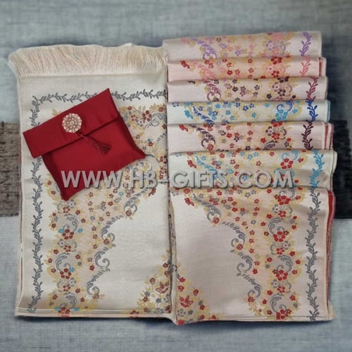 مجموعة 12 سجاد توزيعات