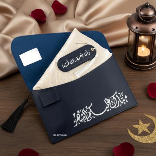 مجموعة (12) من توزيعات سجادة صلاه وفاصل جلدي لقراء...