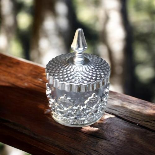 مجموعة (12) من علب توزيعات انيقة بتصميم دائري بالل...