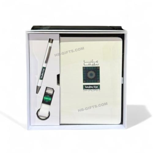 مجموعة (12) من توزيعاتمكونة من ( دفتر - قلم - مدال...