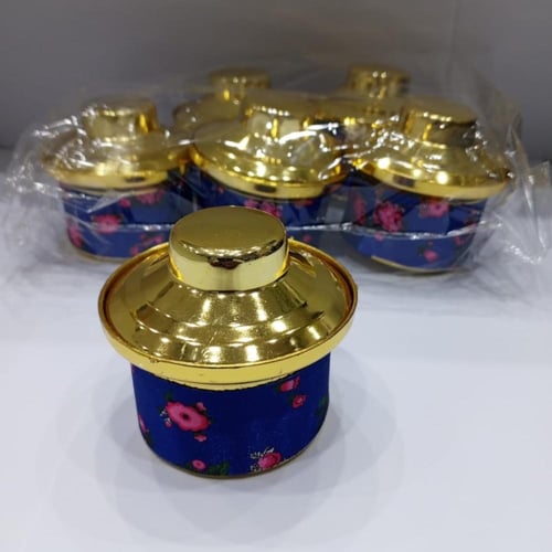 مجموعة من 12 قطعة من قدور التوزيعات بغطاء ذهبي بال...