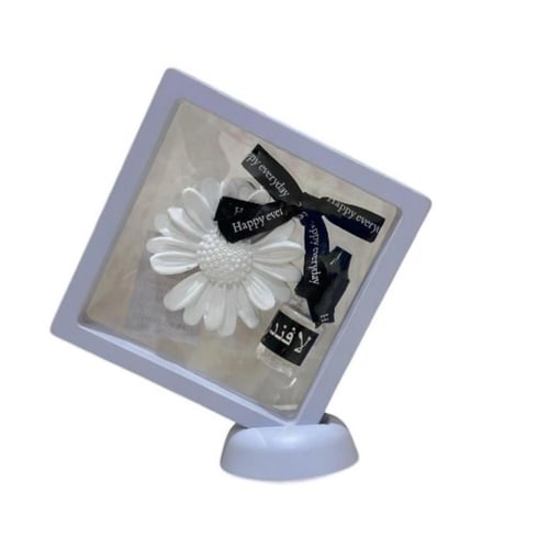 مجموعة (12) من برواز أبيض يحتوي تعليقة حجر معطر و...