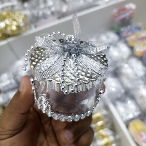 مجموعة (12) من علب توزيعات انيقة بتصميم دائري بالل...