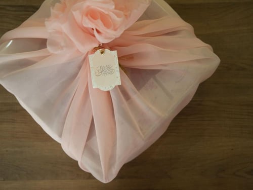 بوكس اي شادو ١٢ قطعه